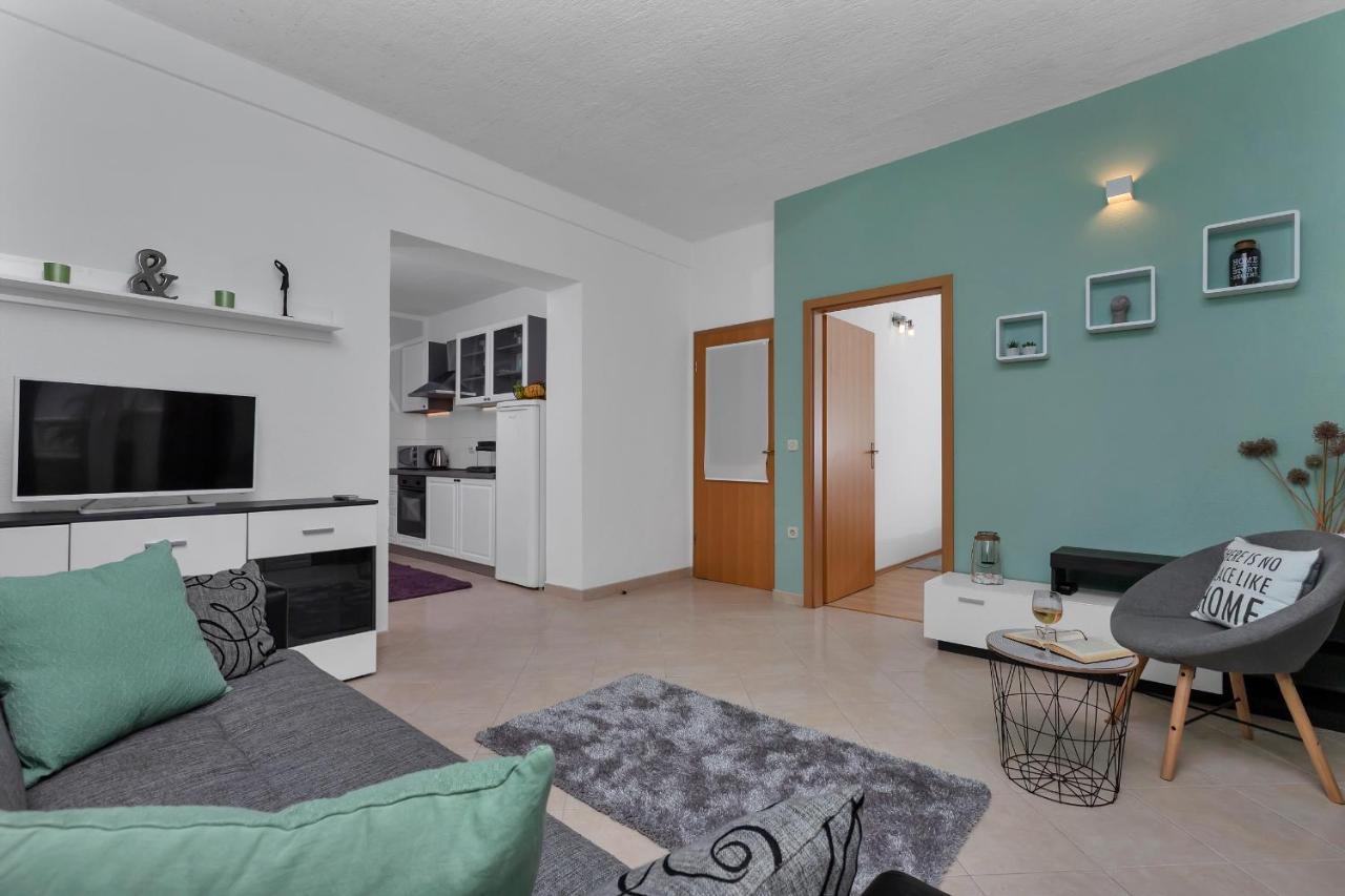 Apartmani Luna Baska Voda Exterior photo